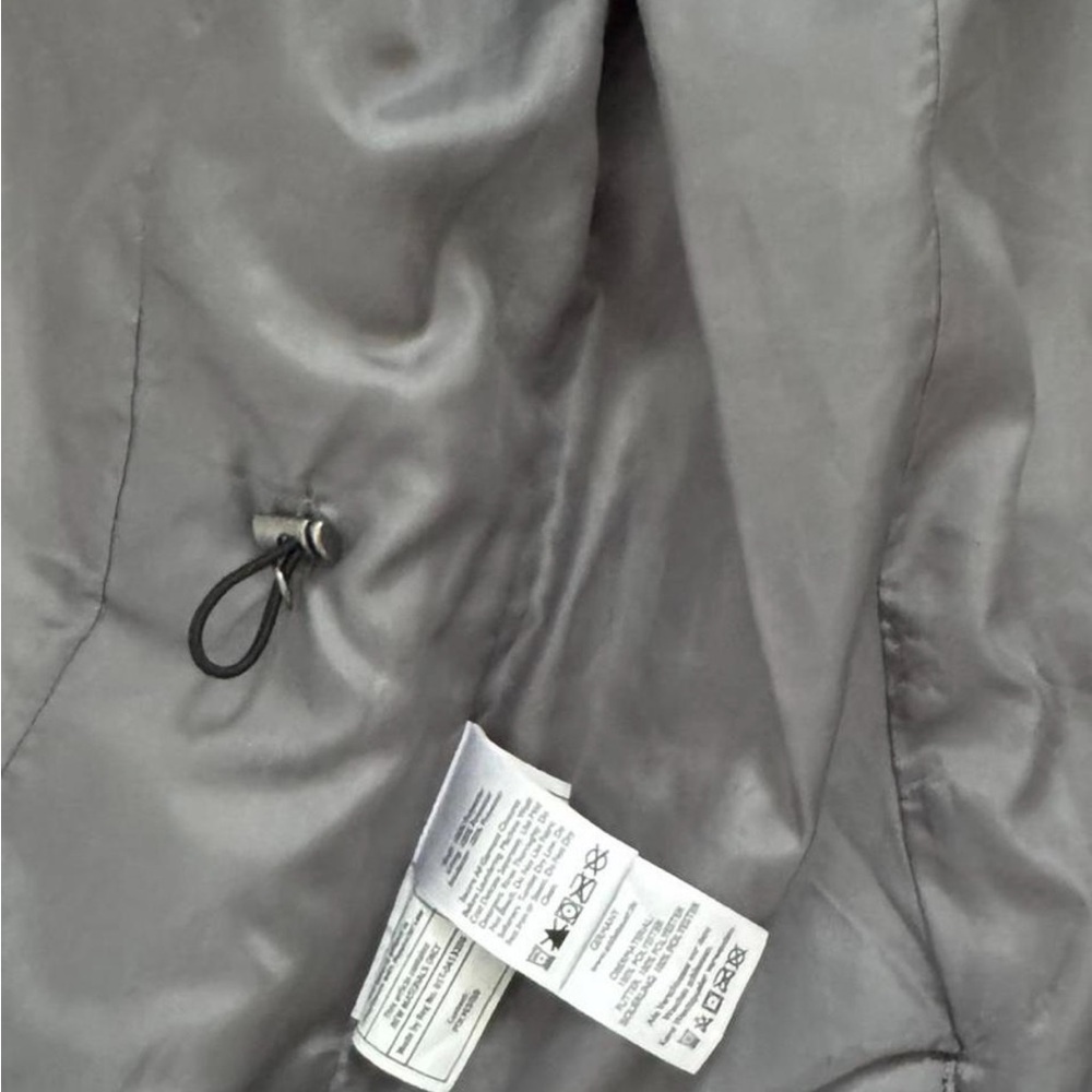 Eddie Bauer Women's Navy Quilted Jacket - Picture 4 of 4